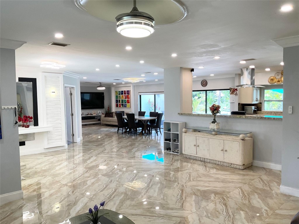 OAK WOOD - Residential