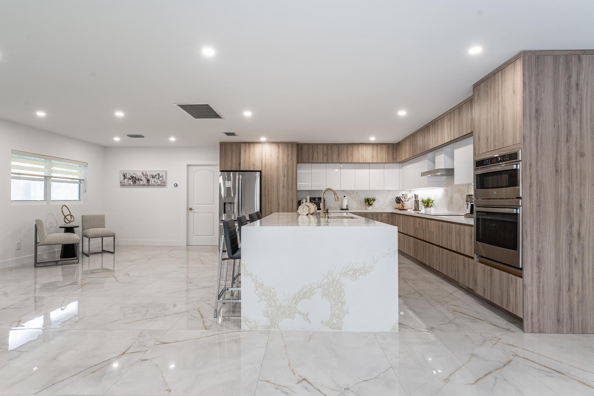 ALAN GROVE ESTATES FIRST - Residential