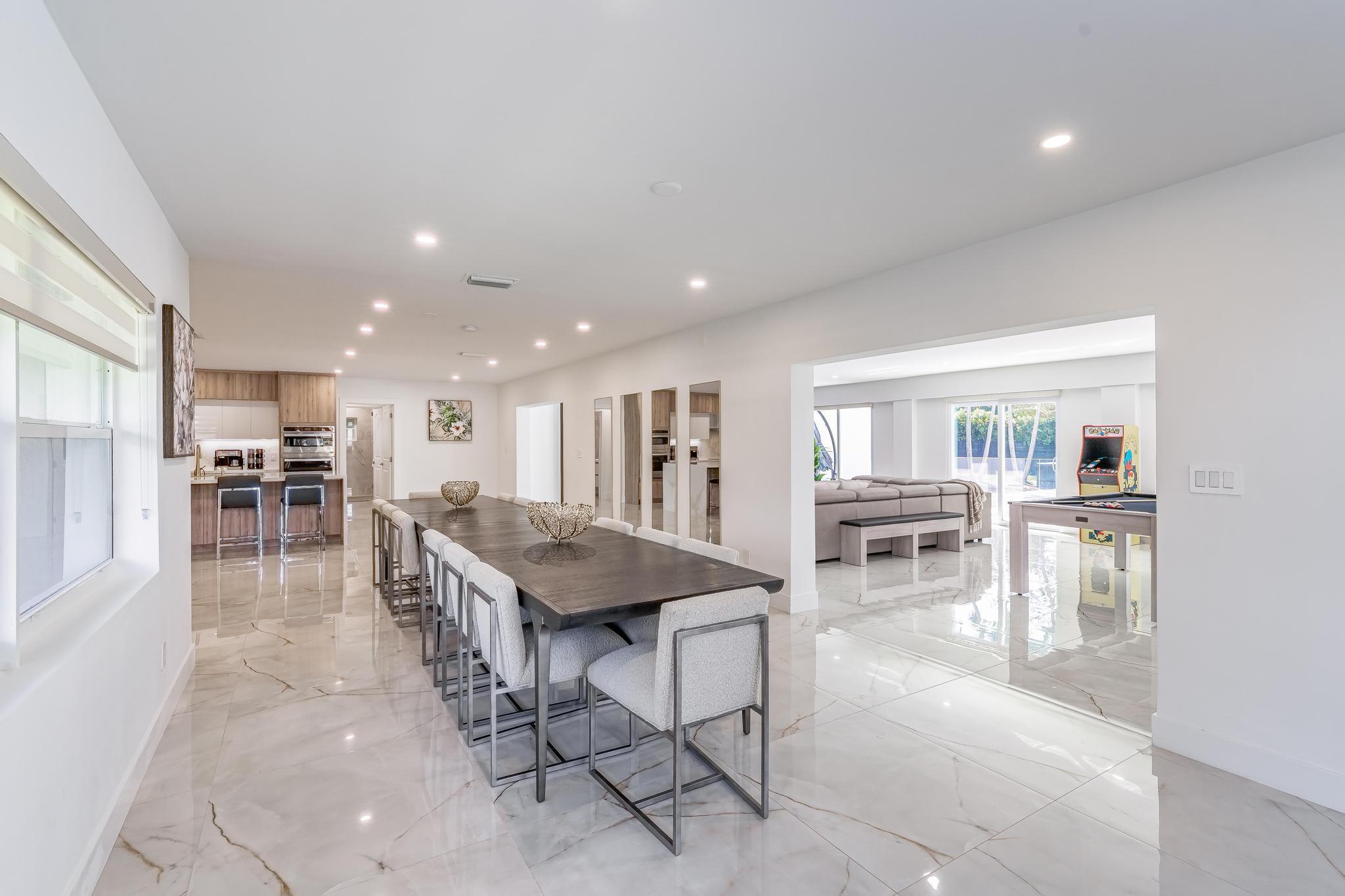 ALAN GROVE ESTATES FIRST - Residential