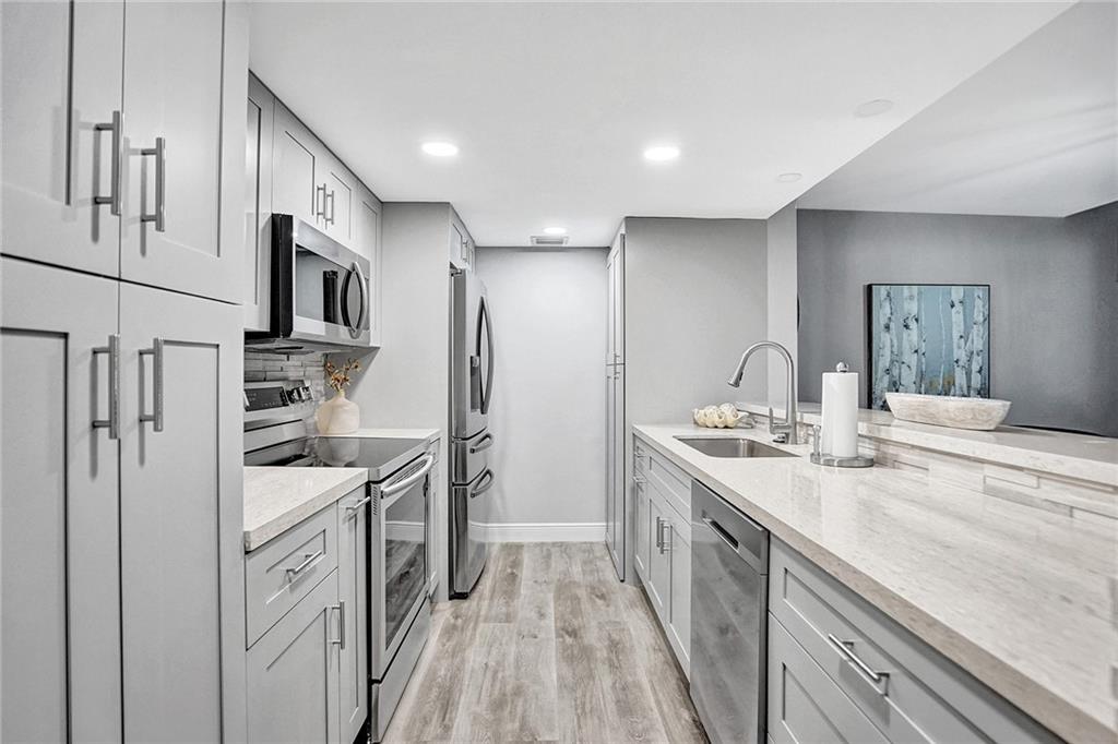 Villas West - Residential