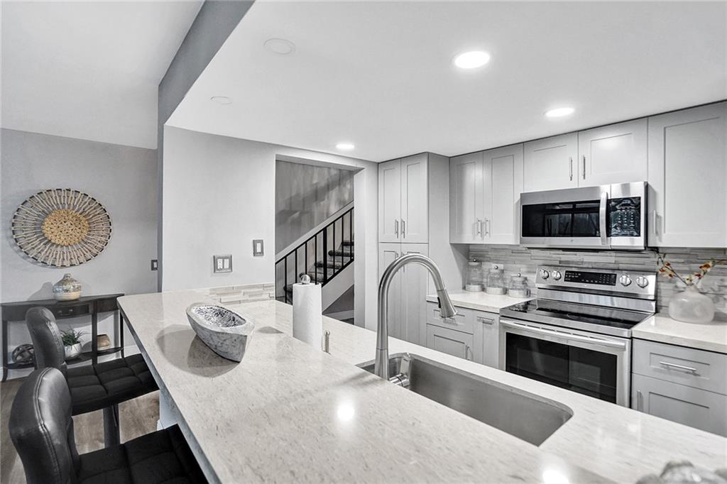 Villas West - Residential