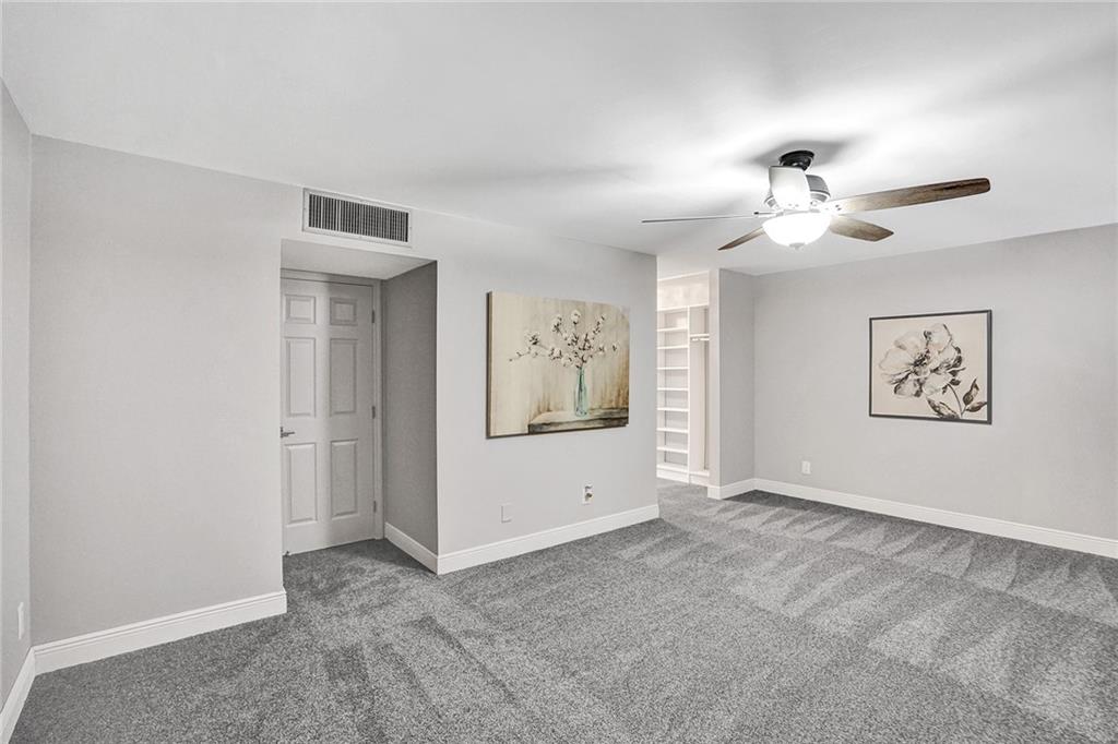 Villas West - Residential