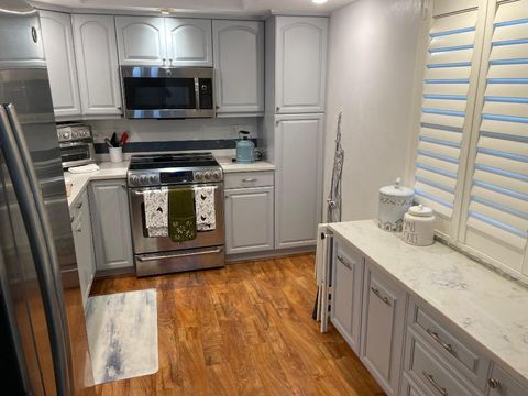 Featured picture for the property R10995689