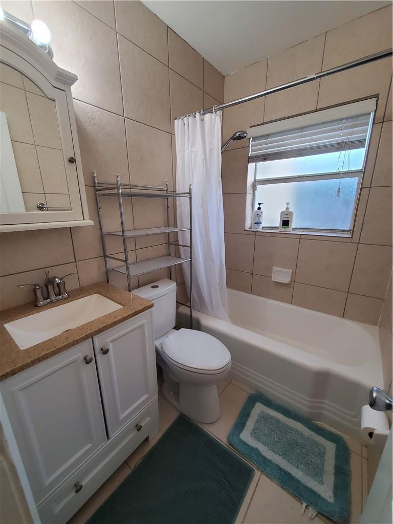 BLUE WATER BEACH - Residential Income