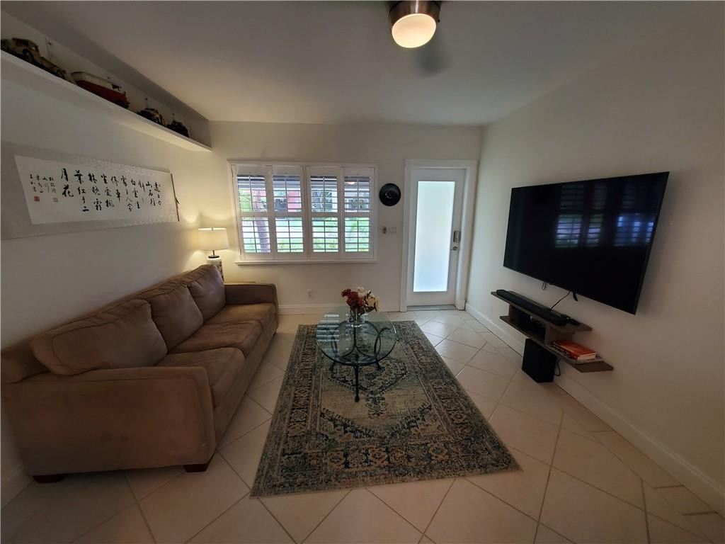 BLUE WATER BEACH - Residential Income