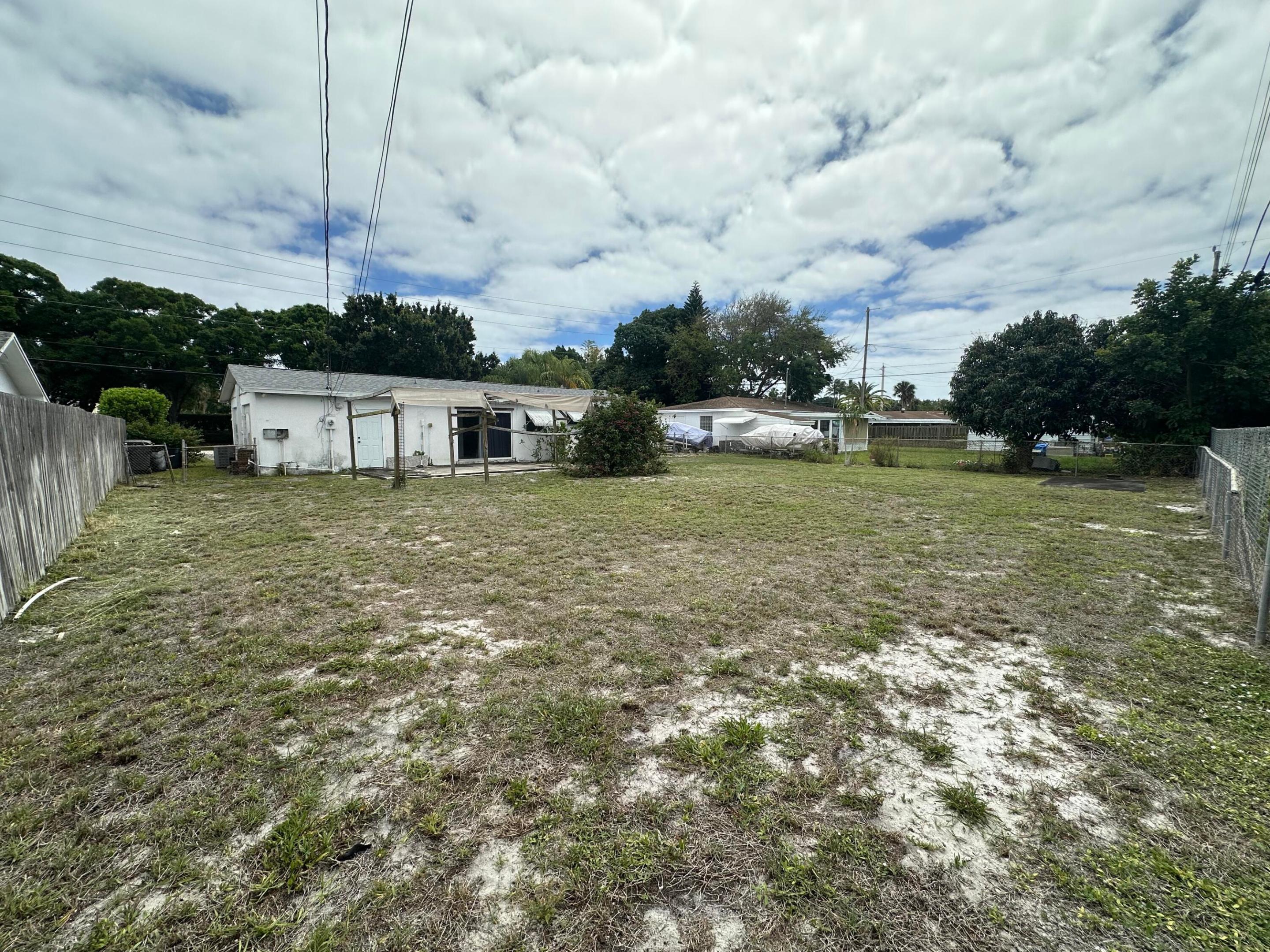 WATERWAY MANOR - Residential