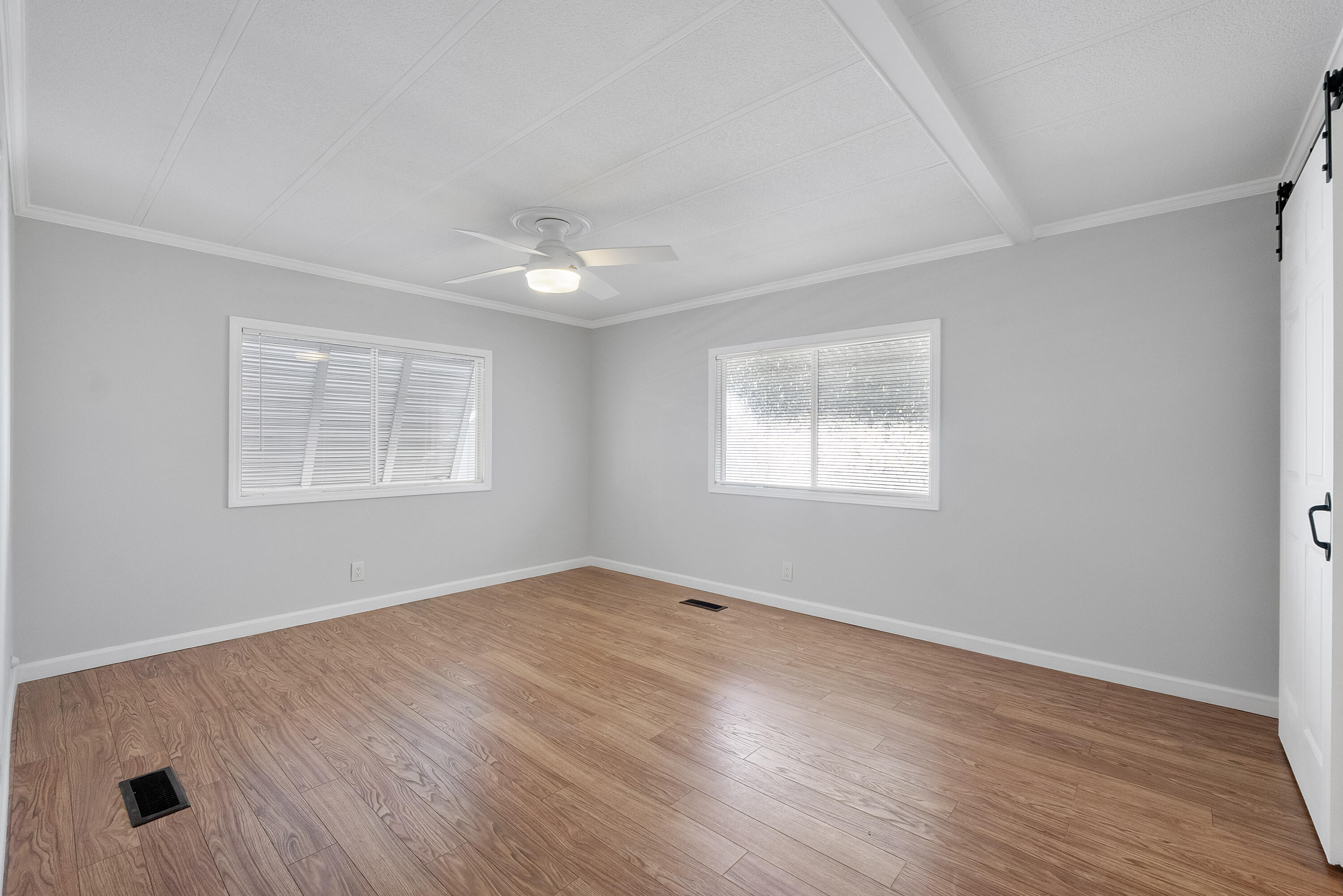 RAVENSWOOD ESTATES & MARINAS - Residential Lease