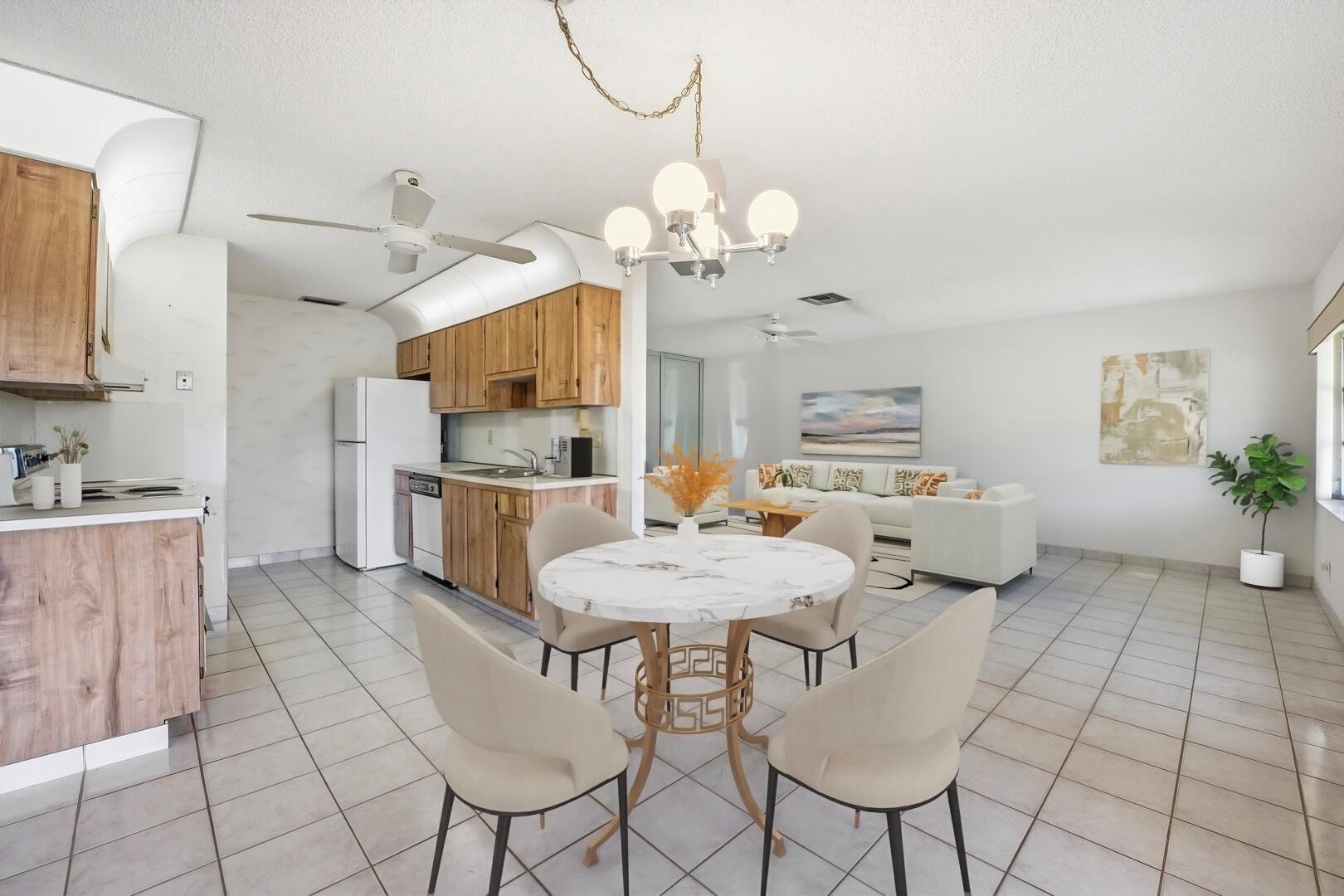 DELRAY VILLAS - Residential