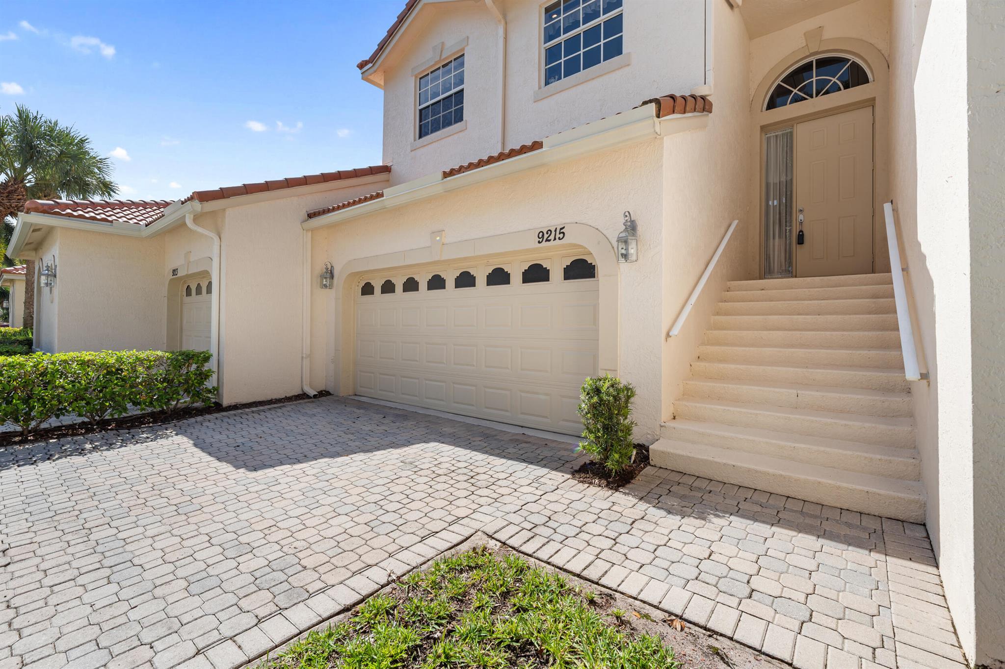 9215 Wentworth Lane 9215