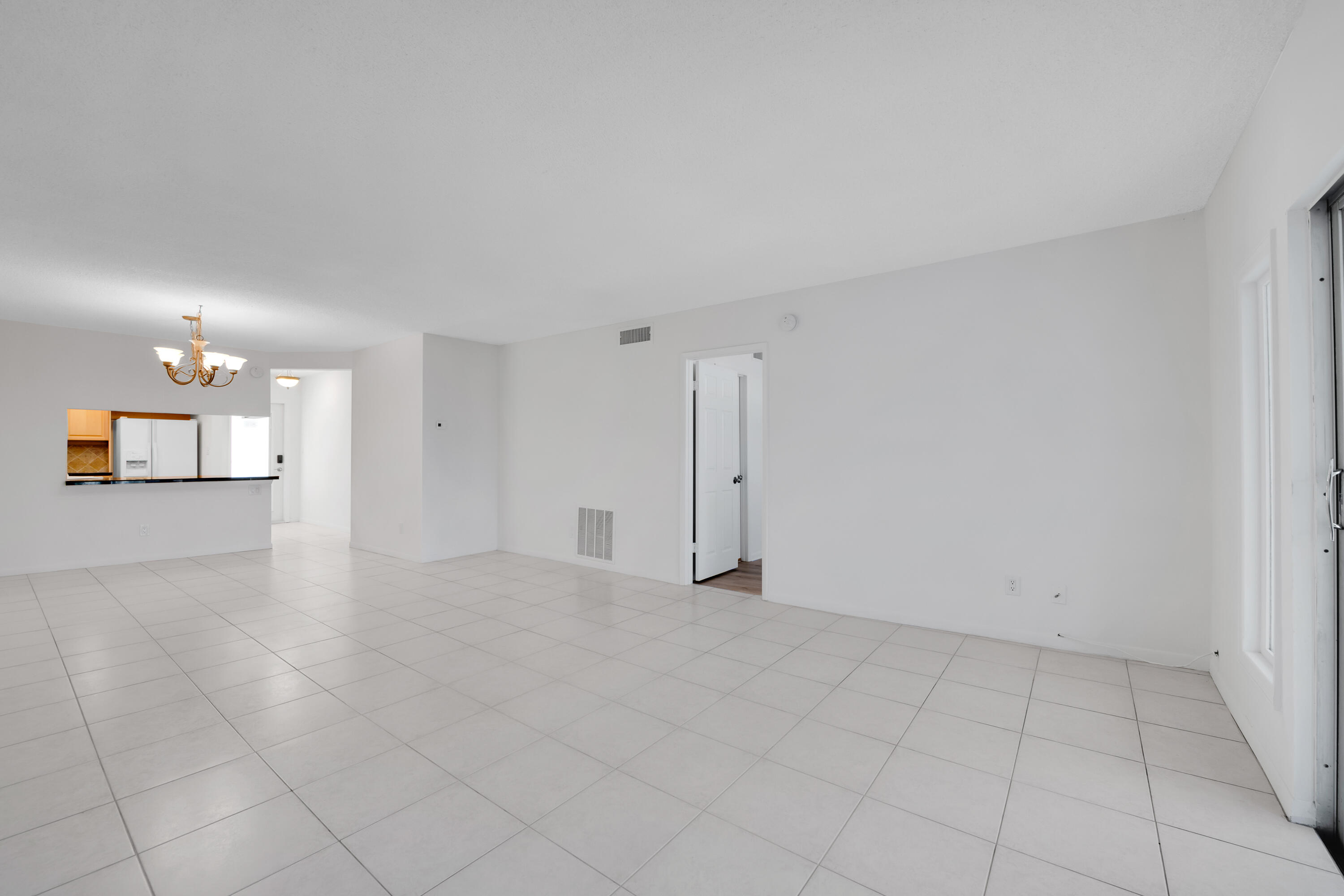 GARDEN-AIRE VILLAGE - Residential Lease