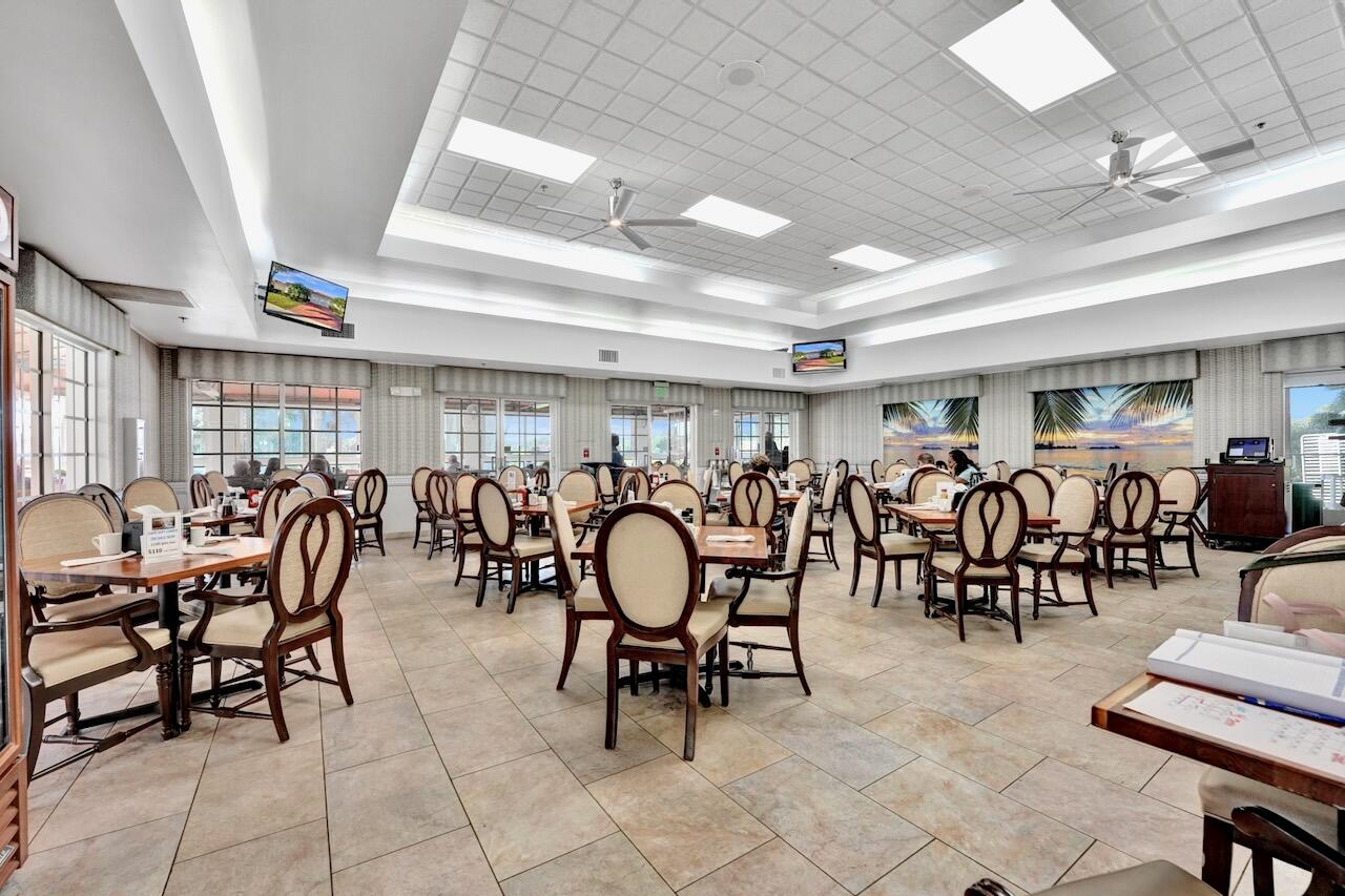 CRYSTAL POINTE III CONDO - Residential