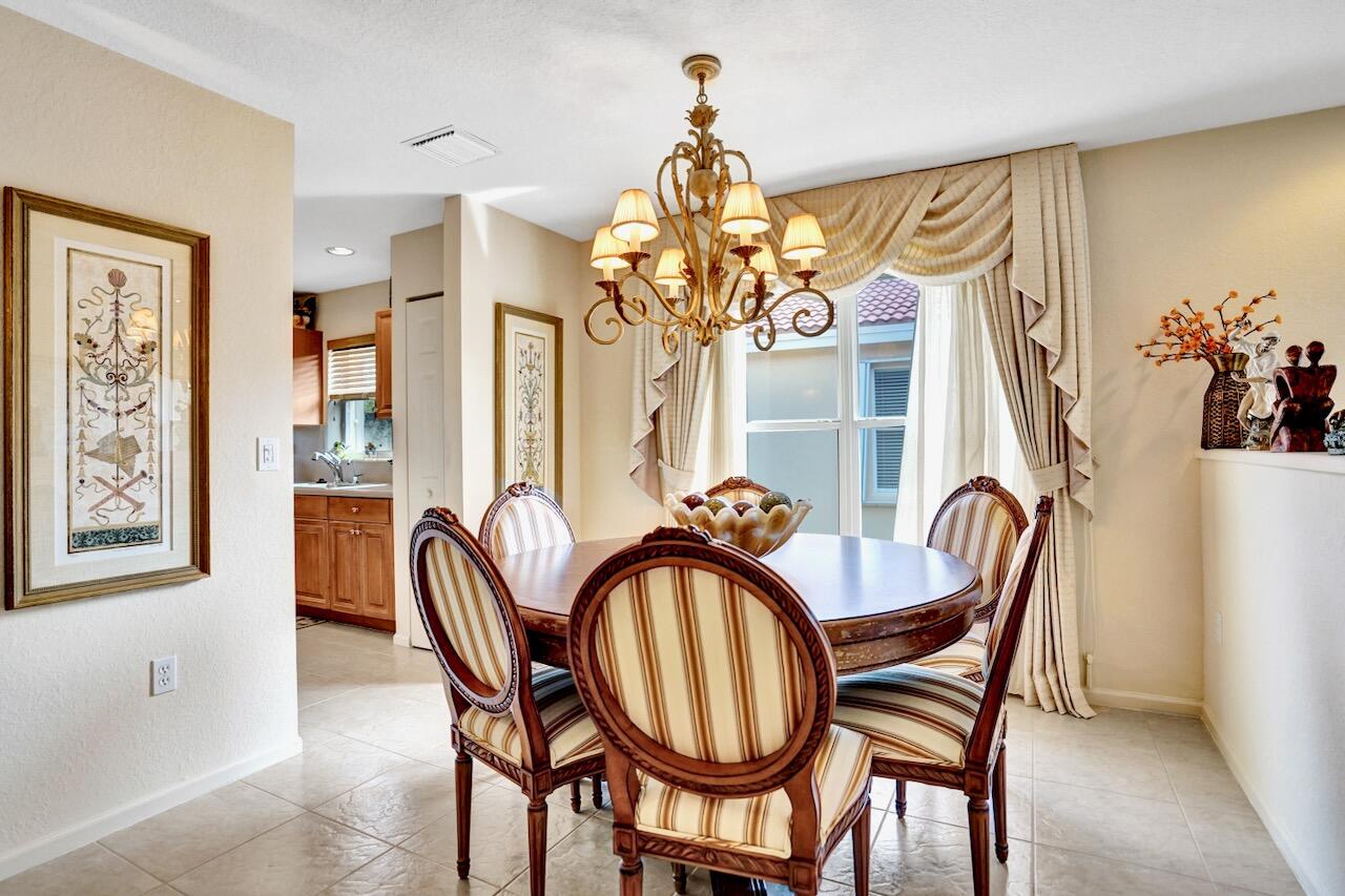 CRYSTAL POINTE III CONDO - Residential