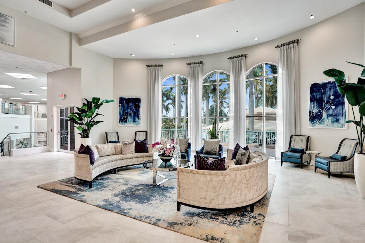 CRYSTAL POINTE III CONDO - Residential