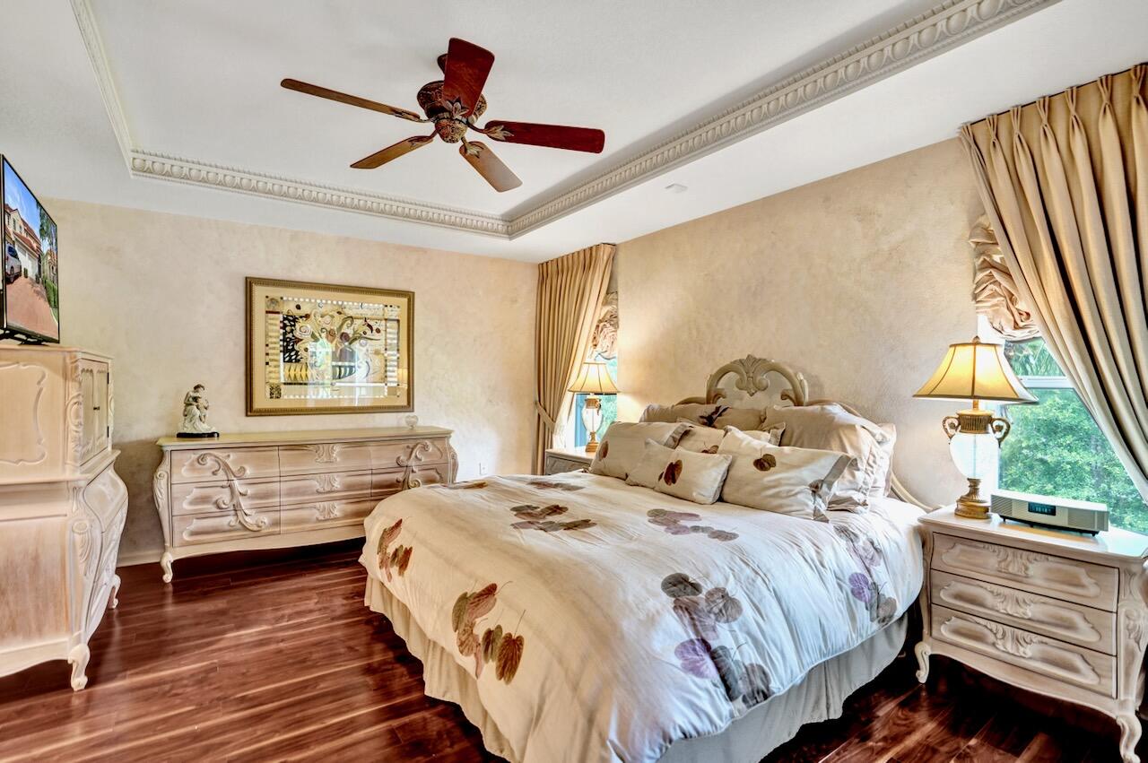 CRYSTAL POINTE III CONDO - Residential