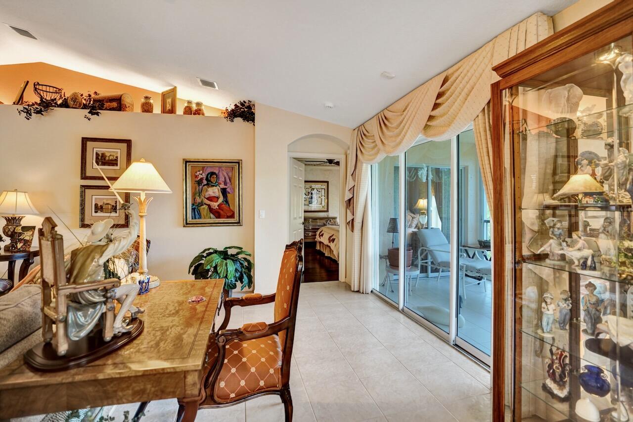 CRYSTAL POINTE III CONDO - Residential