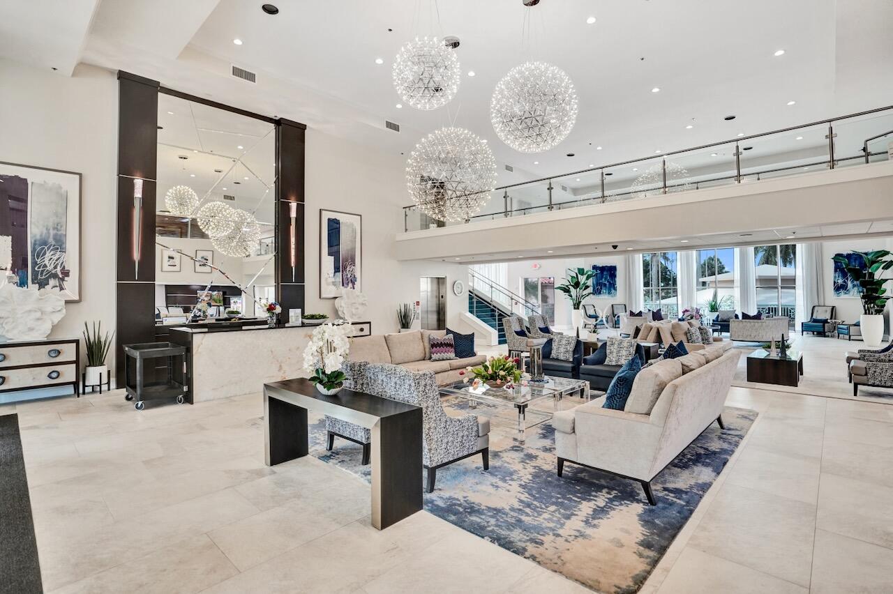 CRYSTAL POINTE III CONDO - Residential