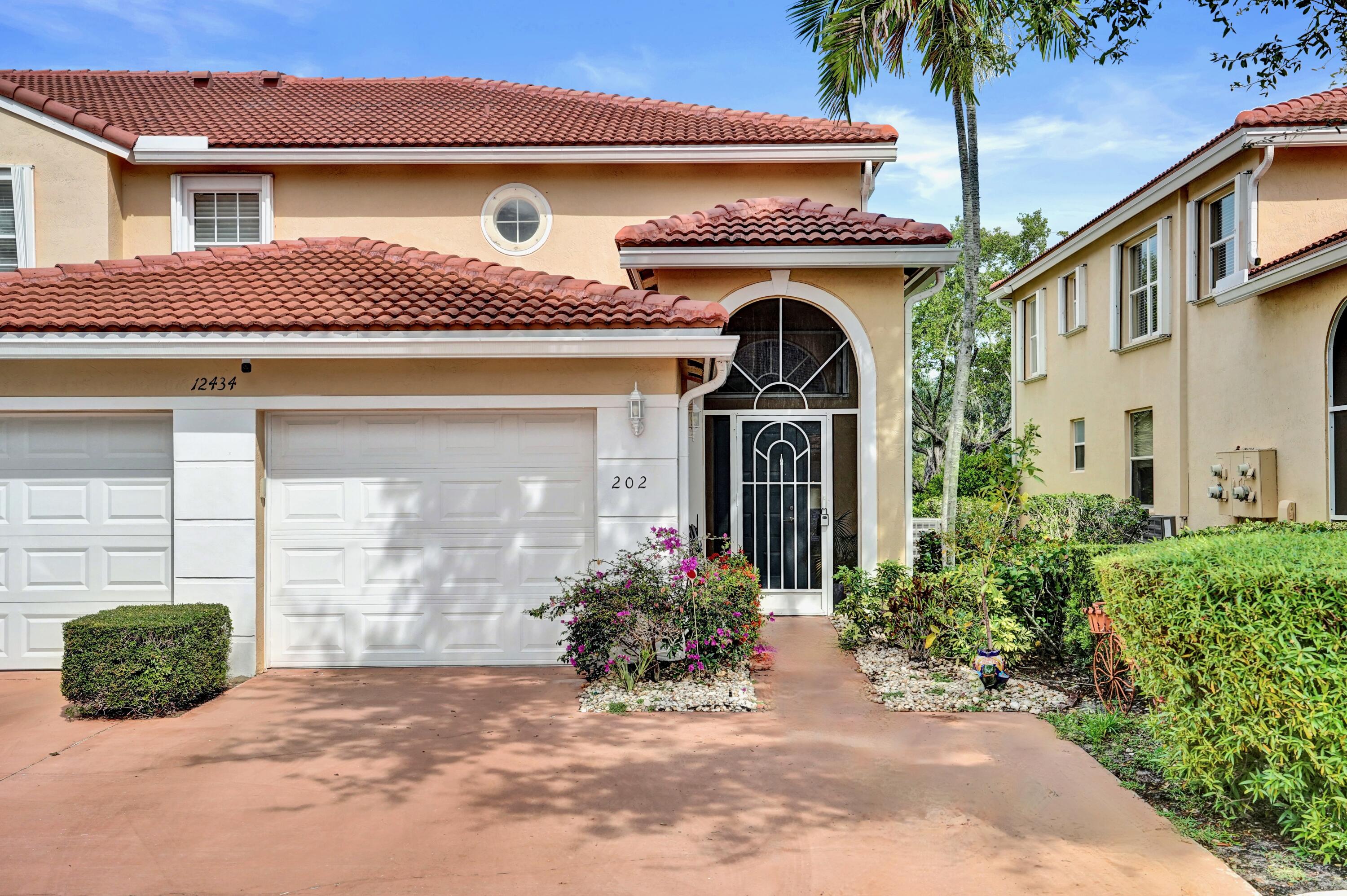 Properties 12434 Crystal Pointe Drive 202