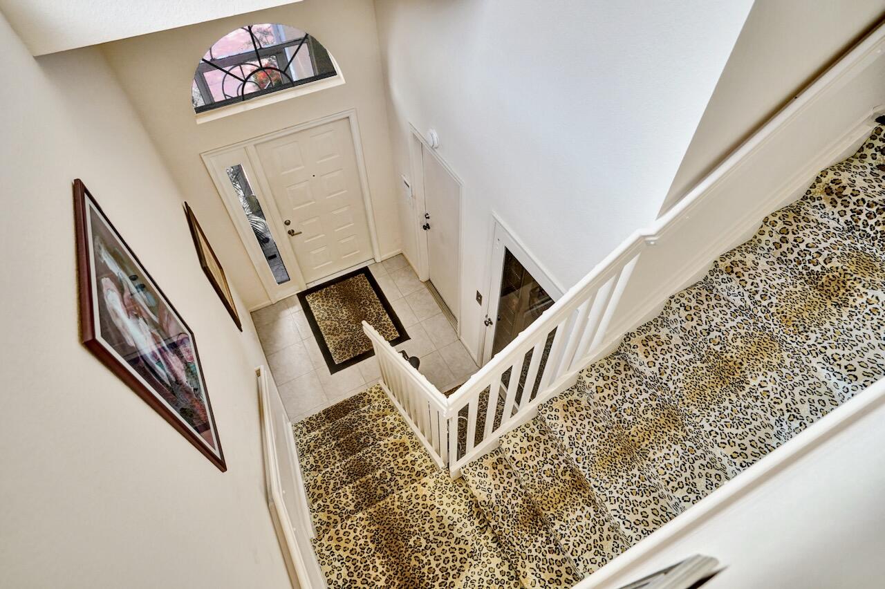 CRYSTAL POINTE III CONDO - Residential