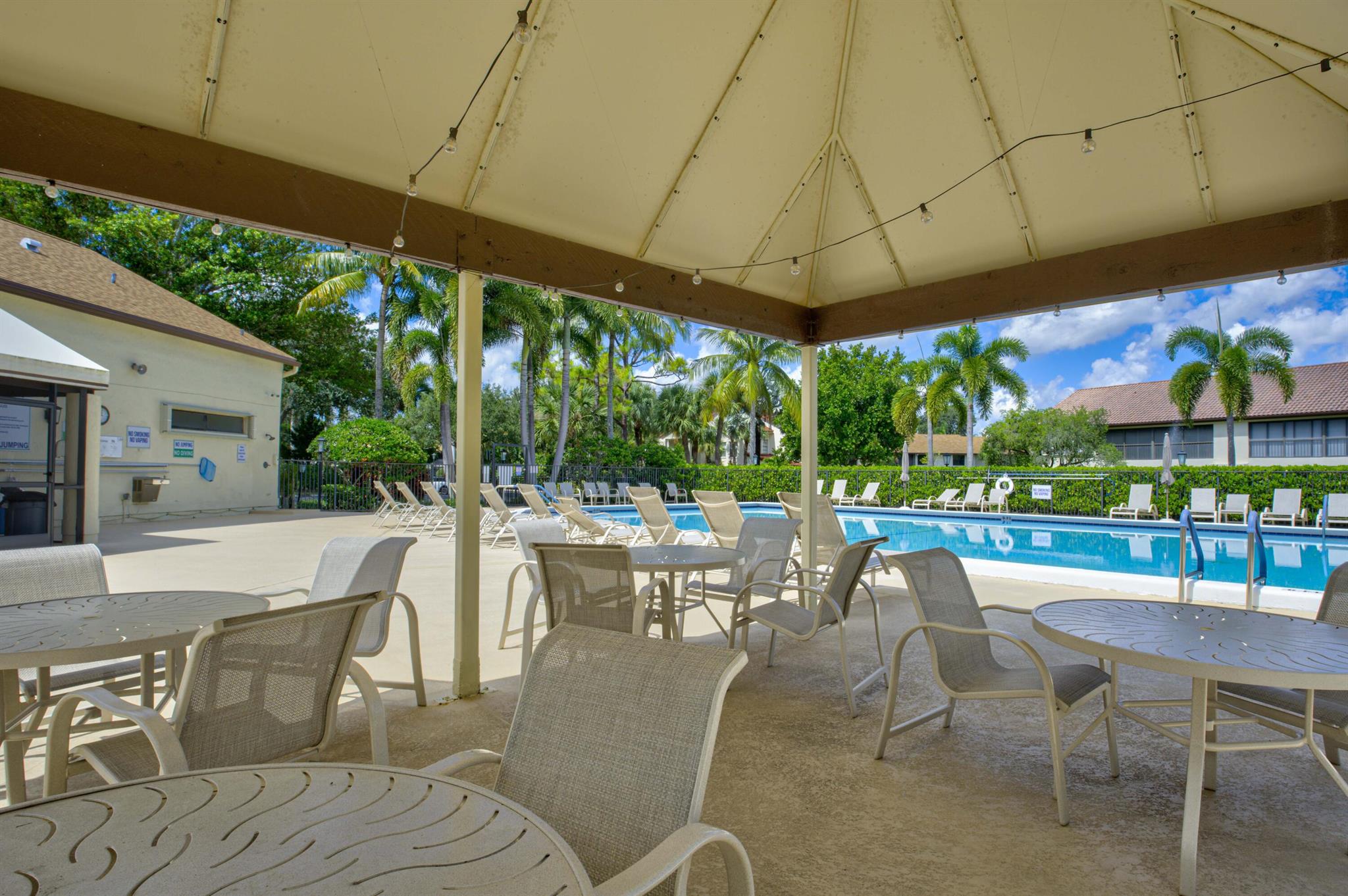 LUCERNE PARK CONDOS 1, 1A - Residential