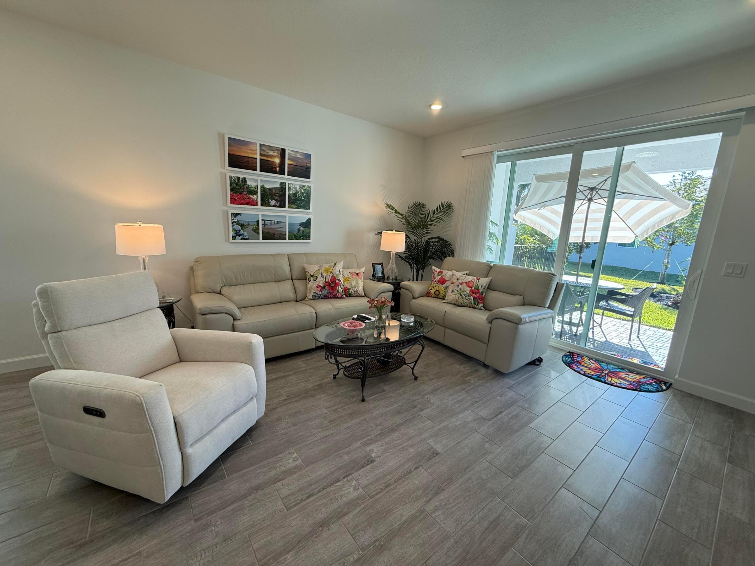 DELRAY TRAILS AT VILLA DELRAY PUD - Residential