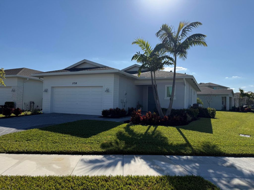 Photo of 5758 Graceful Way, Delray Beach, FL 33484 (MLS # R11162243)
