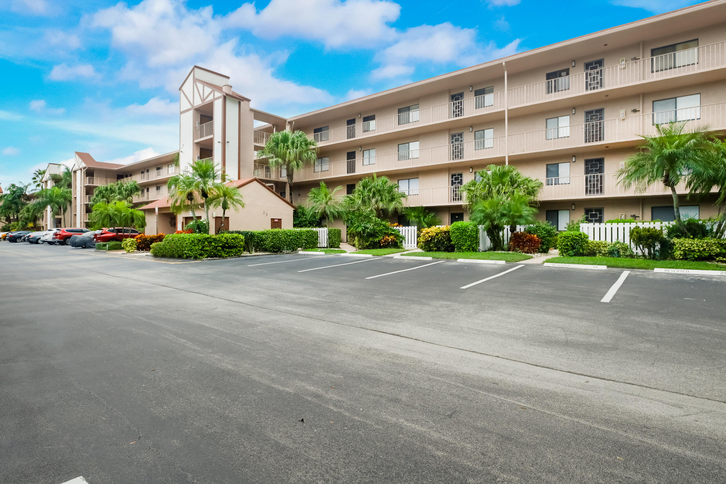 Huntington Lakes - Residential Lease