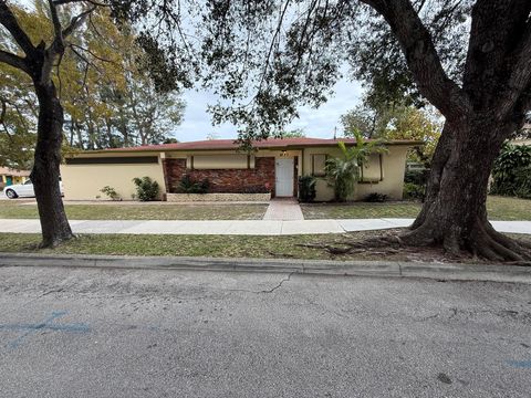 3830 Eastview Avenue West Palm Beach FL 33407