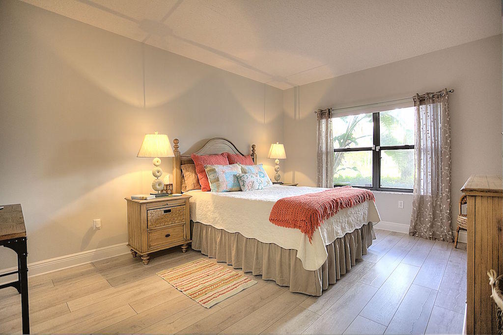 OCEAN TRACE CONDO - Residential