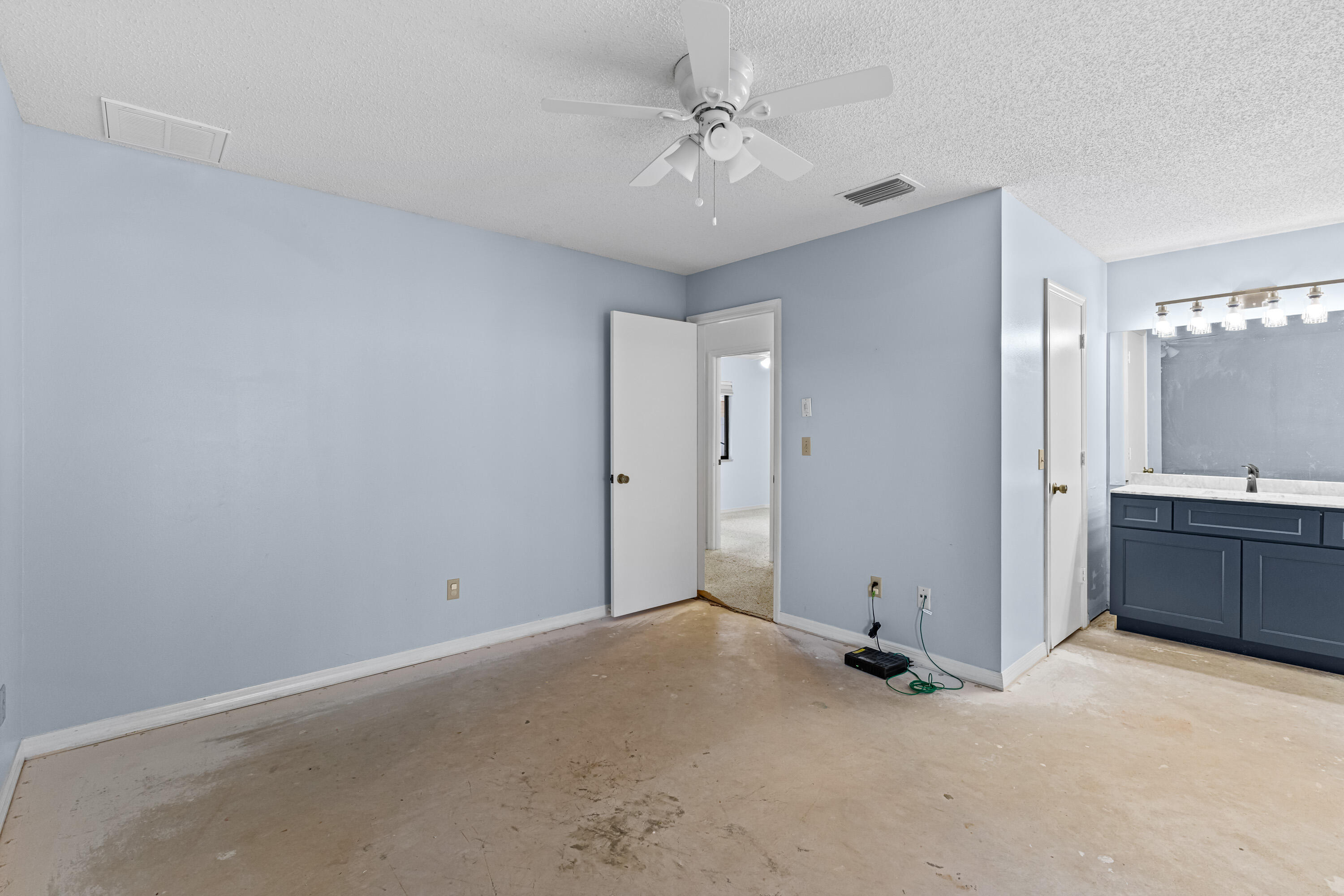 PINECREST SUB UNIT 3 - Residential