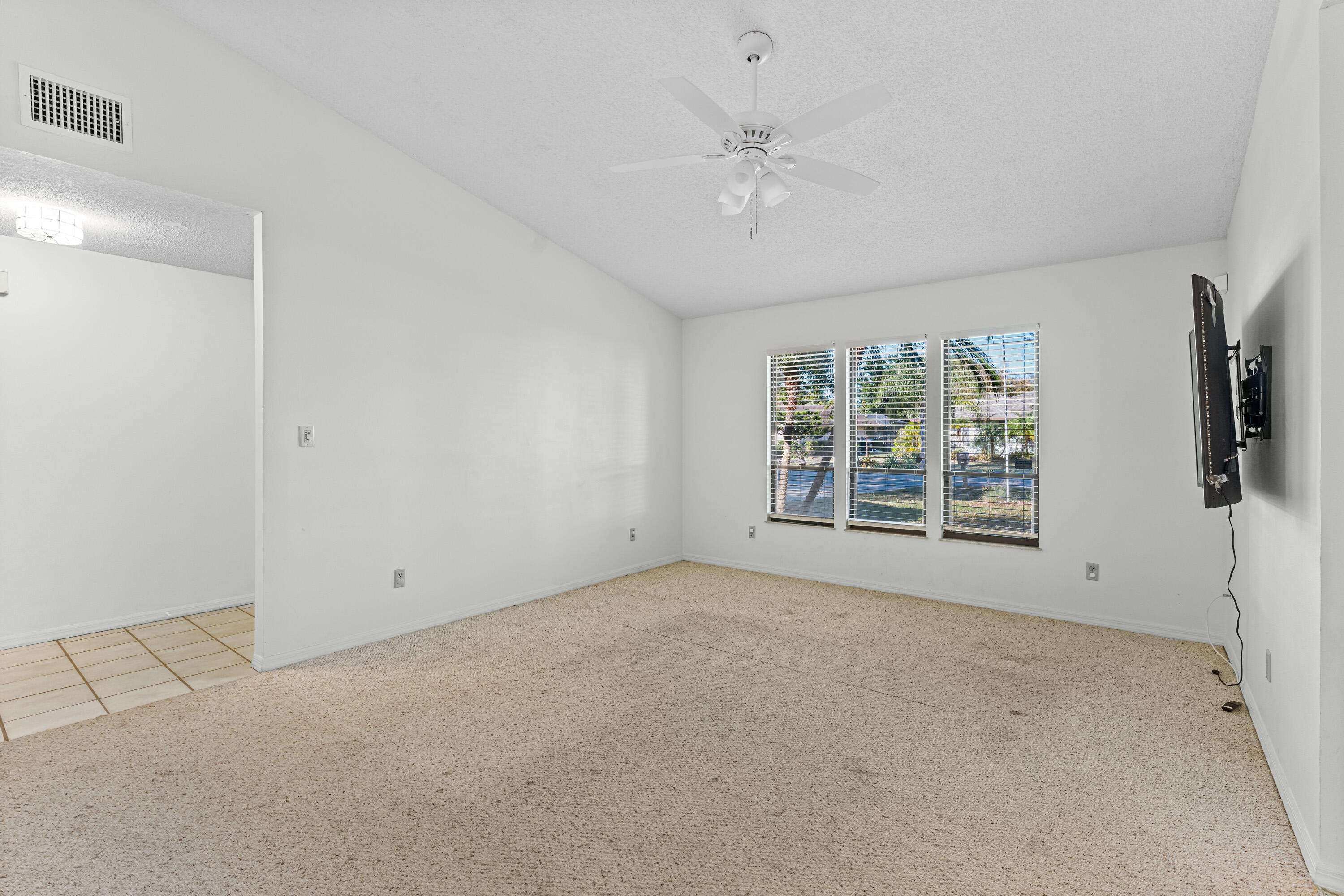 PINECREST SUB UNIT 3 - Residential
