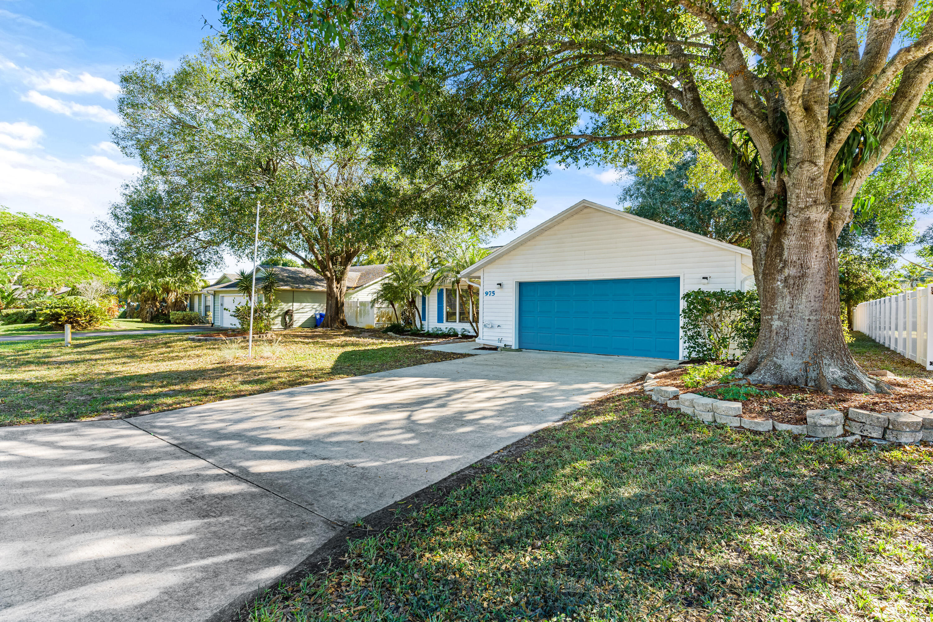 PINECREST SUB UNIT 3 - Residential