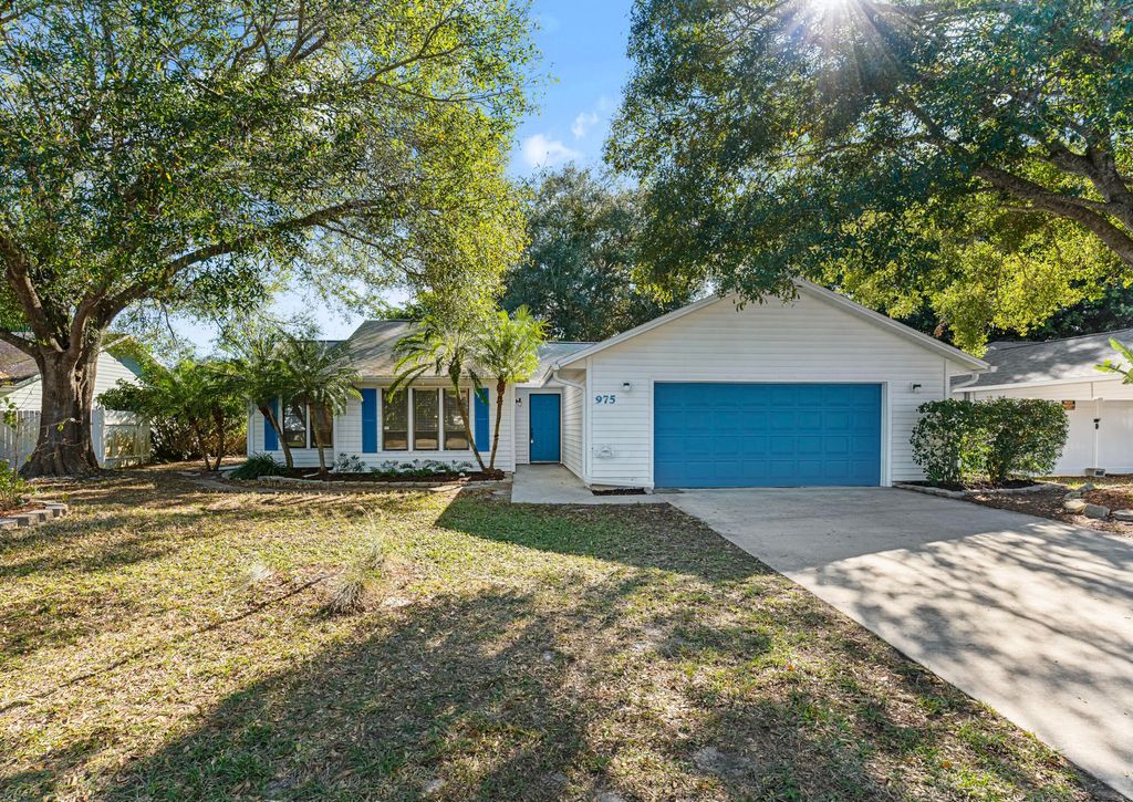 Photo of 975 4th Lane, Vero Beach, FL 32962 (MLS # B26028923)