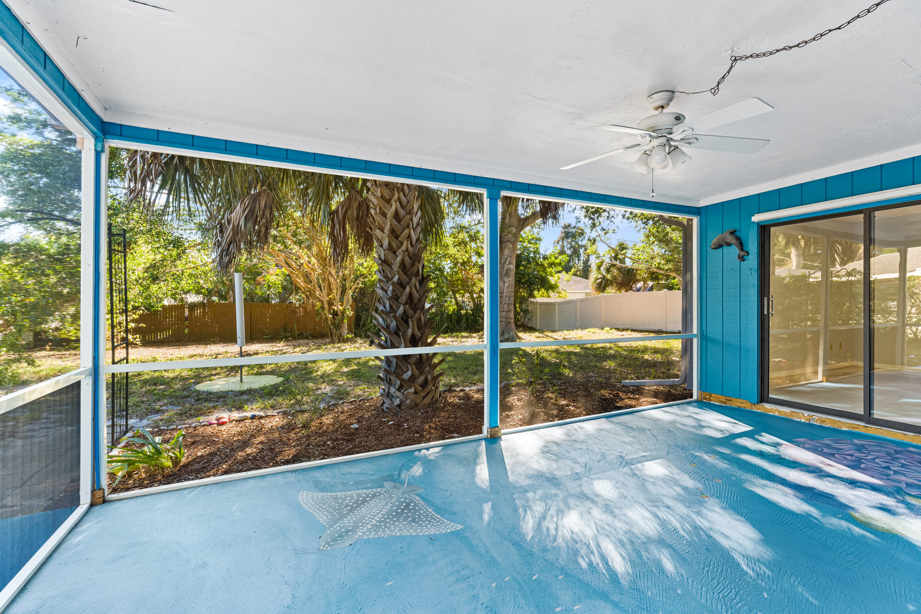 PINECREST SUB UNIT 3 - Residential