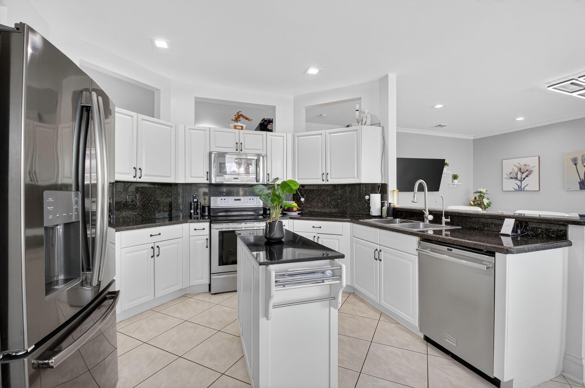 NAUTICA SOUND 1 - Residential Lease