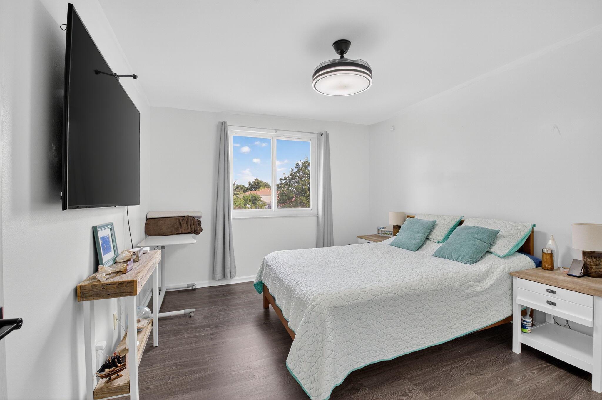 NAUTICA SOUND 1 - Residential Lease