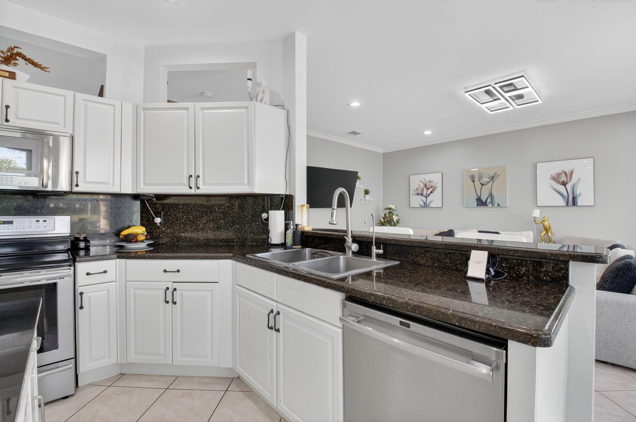 NAUTICA SOUND 1 - Residential Lease