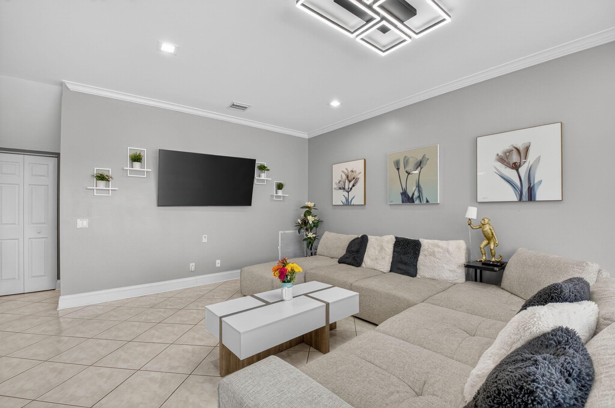 NAUTICA SOUND 1 - Residential Lease