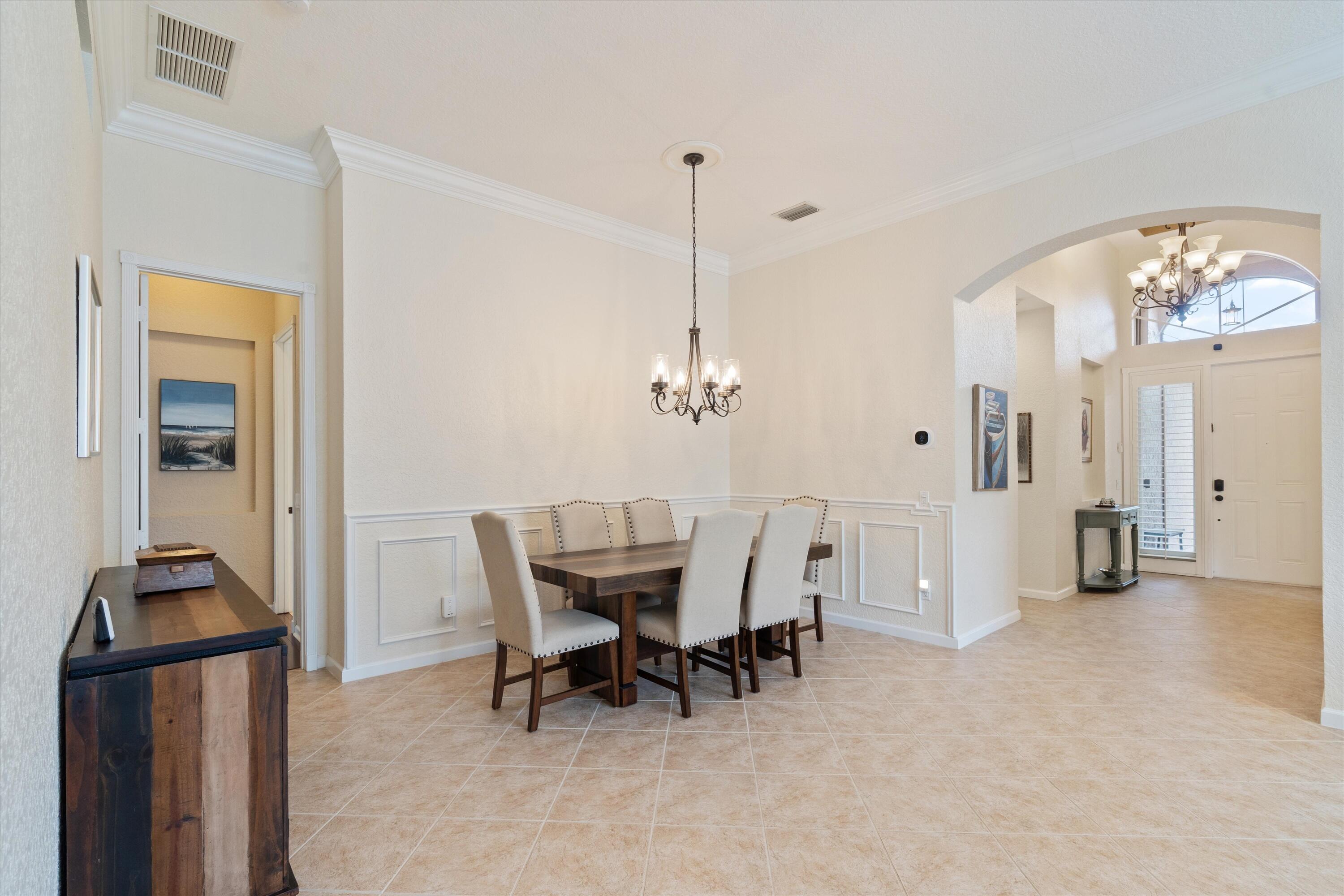 VALENCIA PALMS 6 - Residential