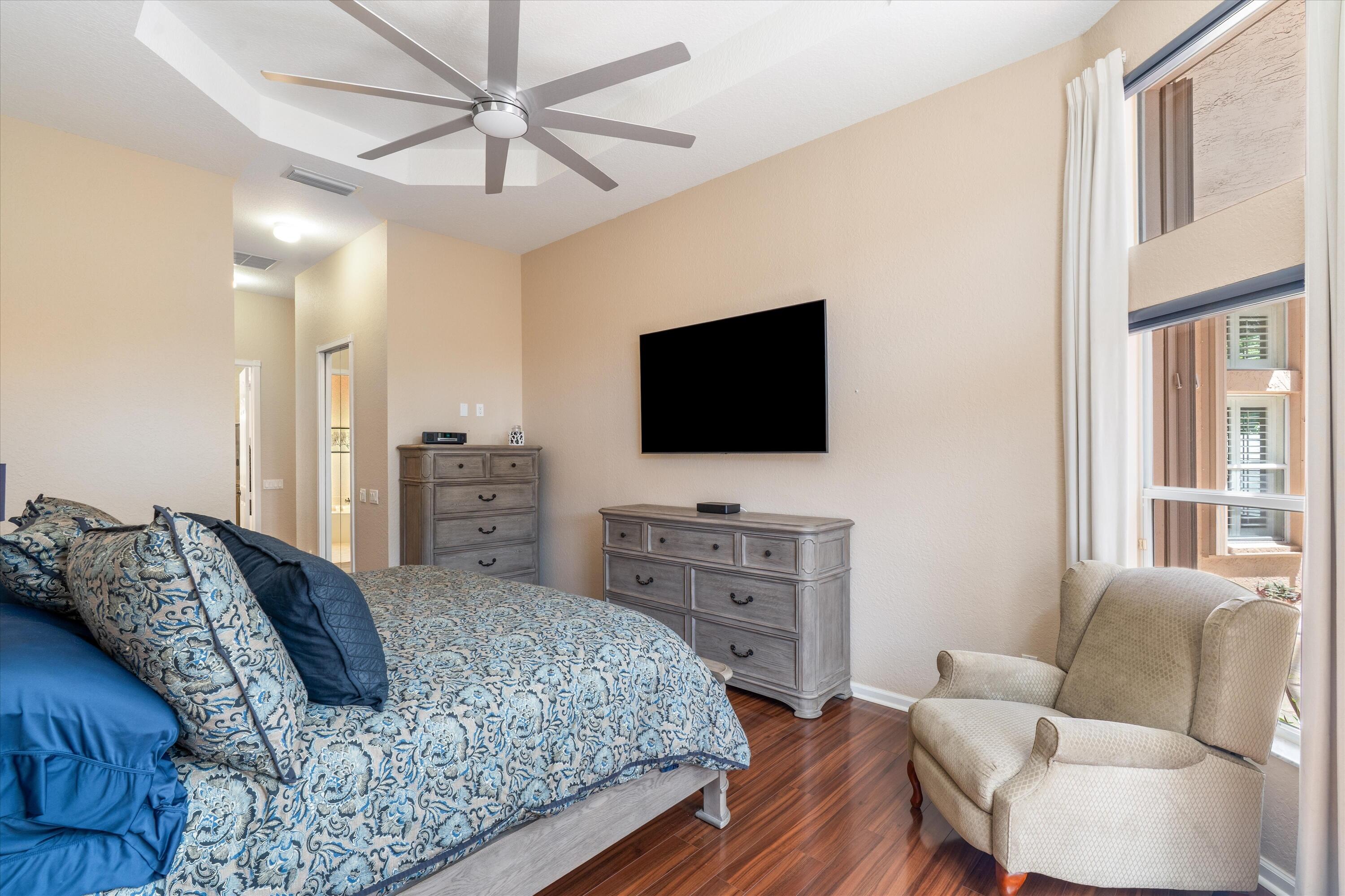 VALENCIA PALMS 6 - Residential