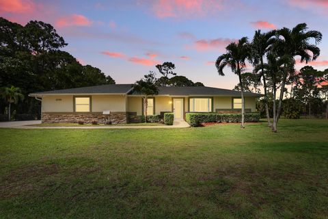 12109 53rd Road N The Acreage FL 33411