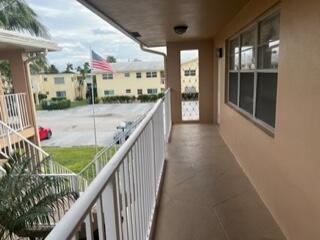 2737 NE 28th Street 9w