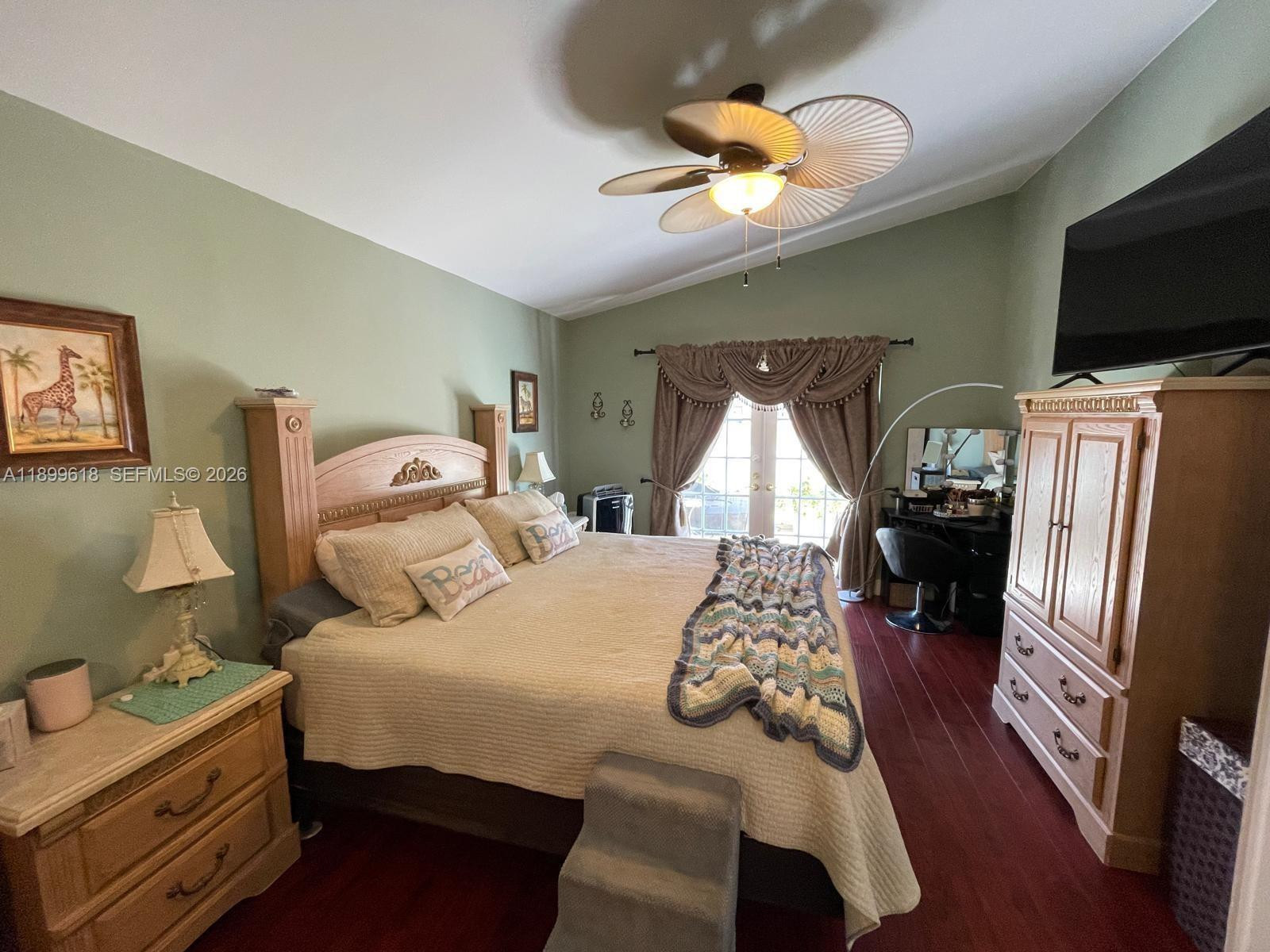 HOLIDAY SPRINGS EAST - Residential