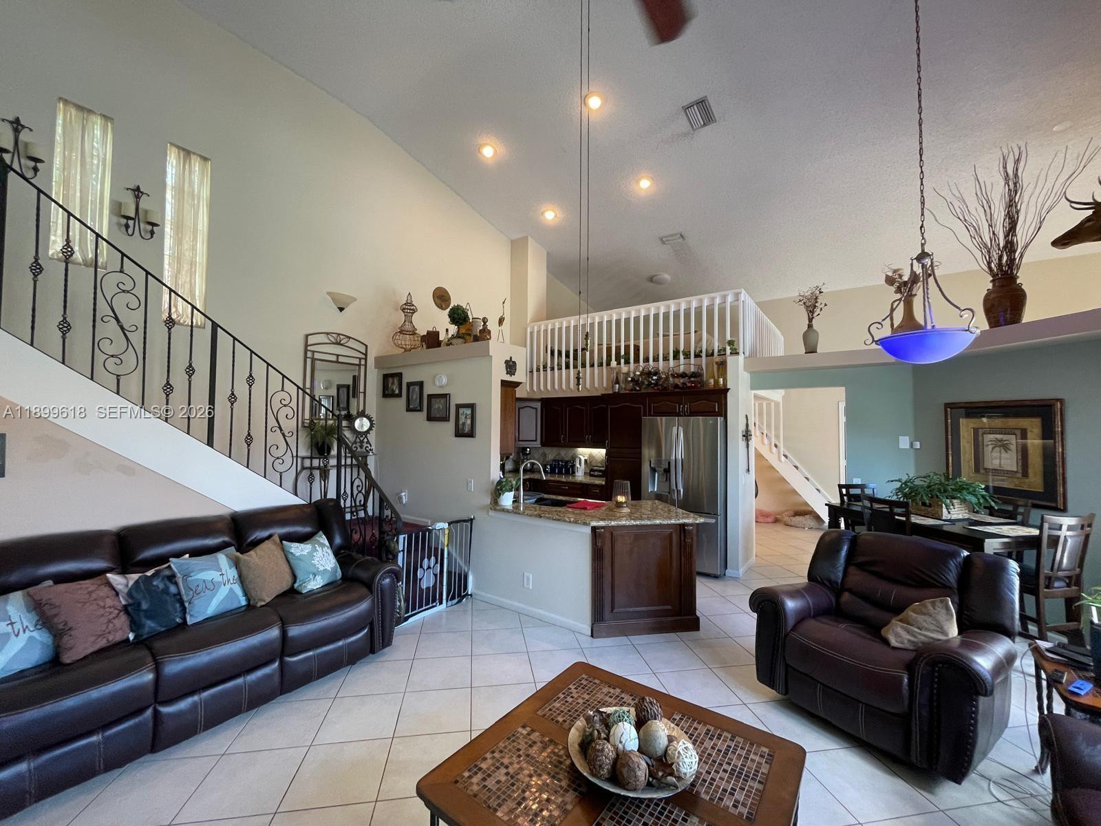 HOLIDAY SPRINGS EAST - Residential