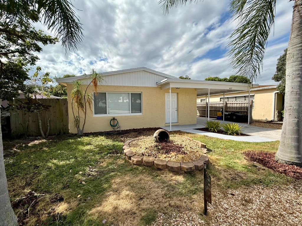 Photo of 1405 N J Terrace, Lake Worth Beach, FL 33460 (MLS # B26023763)