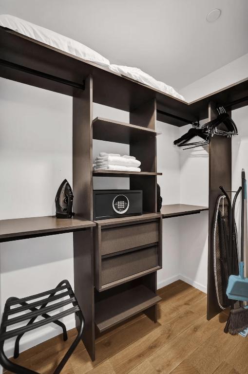 MAP OF MIAMI DADE CO. FL. PB B-41 - Residential