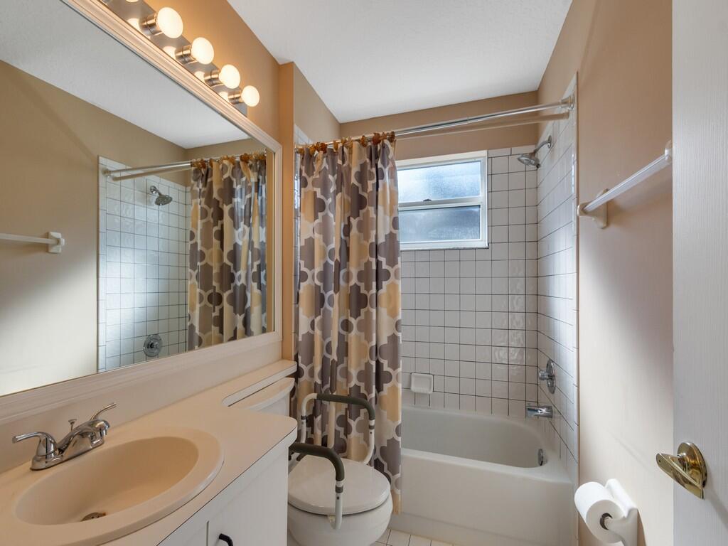 KINGS ISLE PHASE 1 - Residential