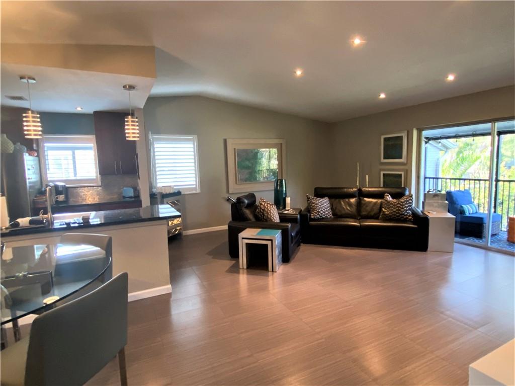 Lakes of Oakland Forst - Residential