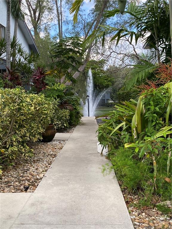 Lakes of Oakland Forst - Residential