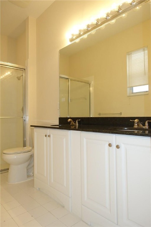 Lyons West 137-40 B - Residential