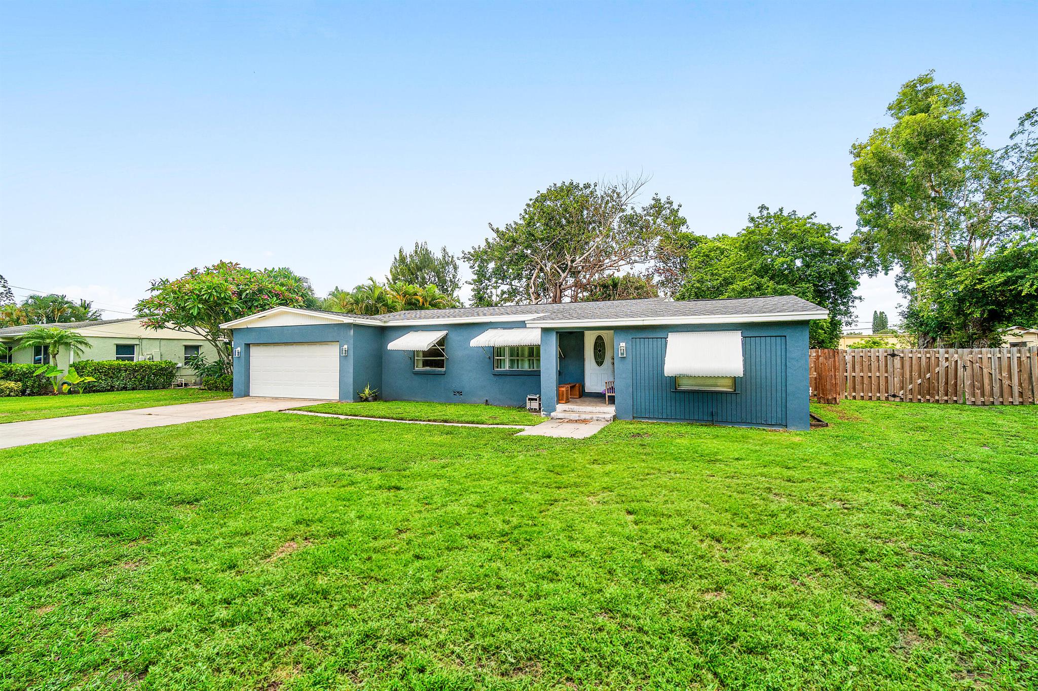 3120 Rostan Lane, Palm Springs, FL, 33461/$469,999 1 3120 Rostan Lane